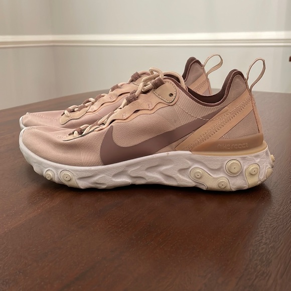Nike Shoes - Nike React Element